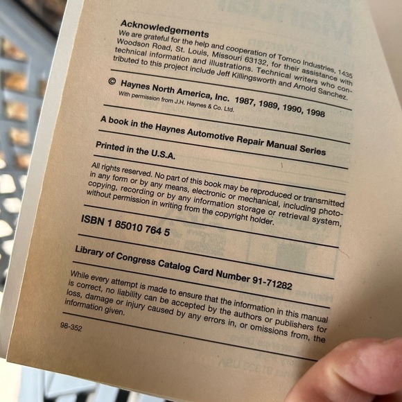 Chevrolet & GMC Pickups 1967 Thru 1987 Haynes Automatic Repair Manual # 24064 - Picture 8 of 13